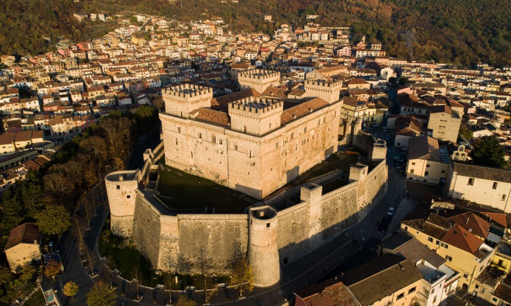 Castello Piccolomini